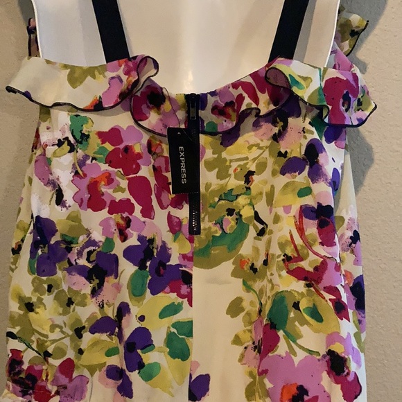 Flower Ruffle Babydoll shirt - Picture 5 of 8